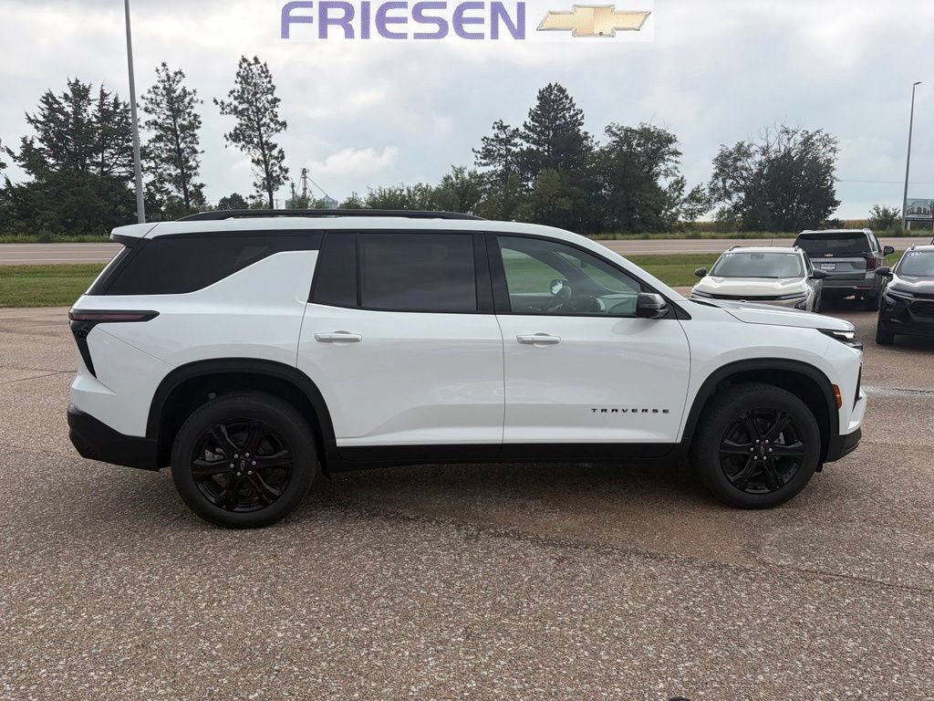 New 2027 Chevrolet Traverse LT w/ Midnight/Sport Edition AWD/4WD image 6