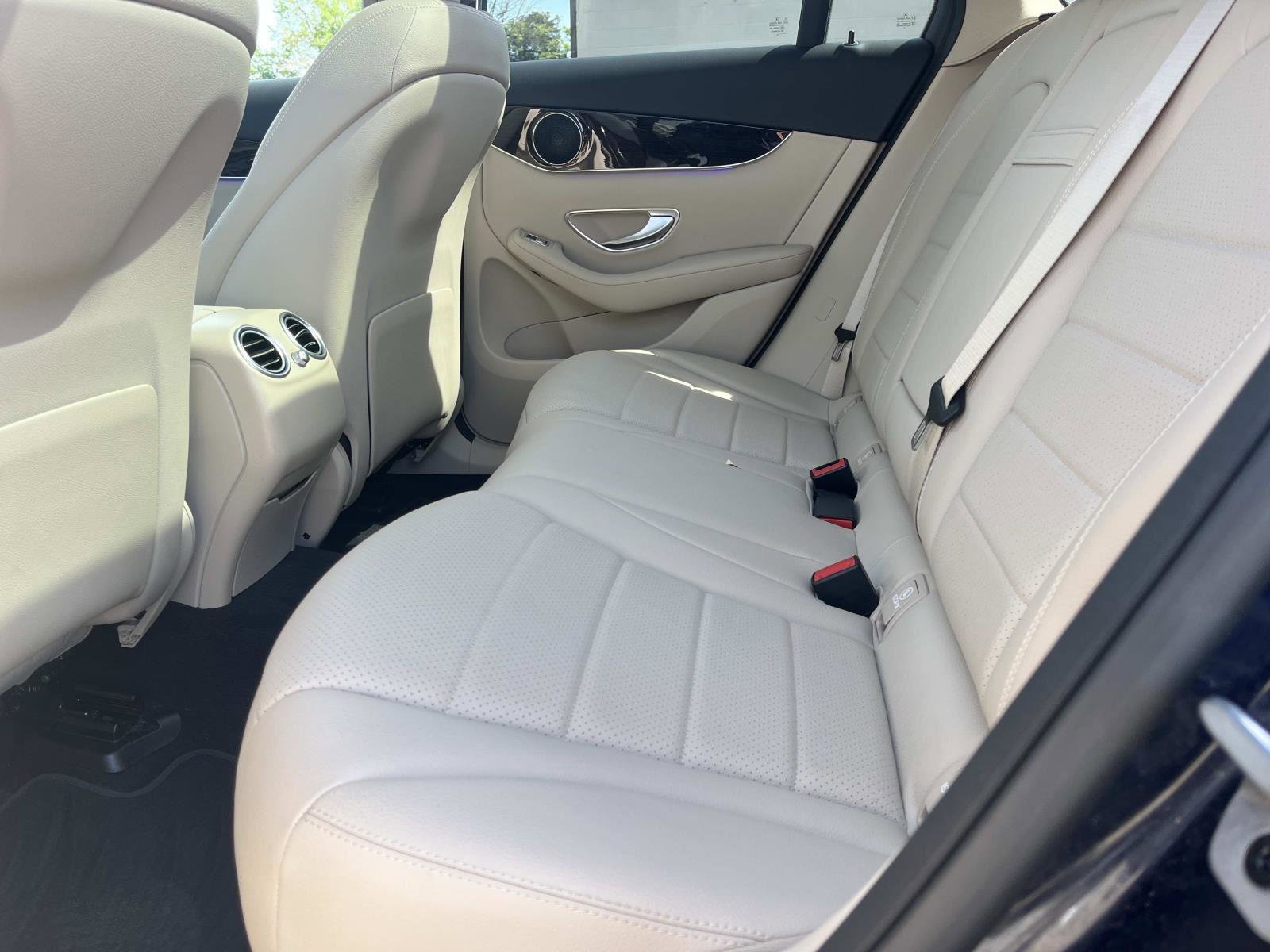 Certified 2022 Mercedes-Benz GLC 300 image 16