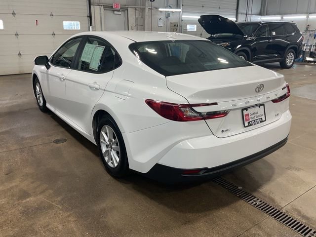 Used 2025 Toyota Camry LE image 4