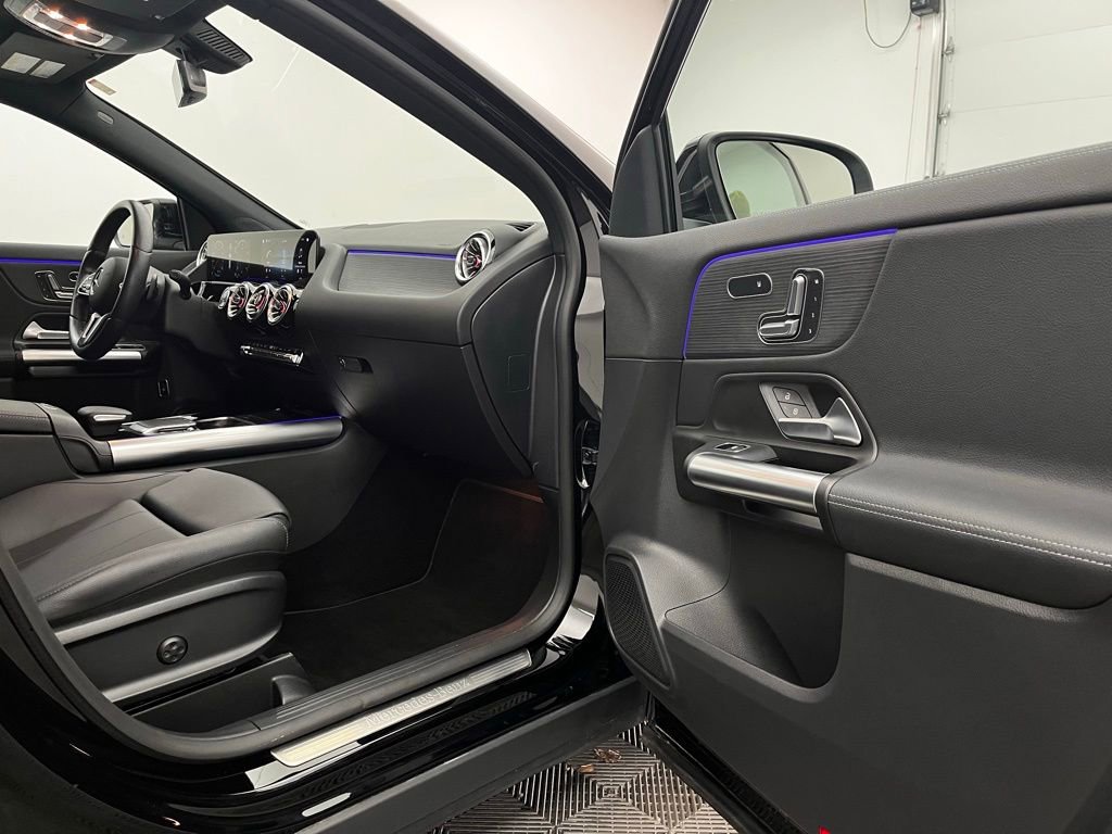 Used 2023 Mercedes-Benz GLA 250 4MATIC image 26