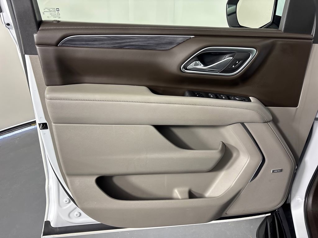 Used 2023 GMC Yukon SLT image 26