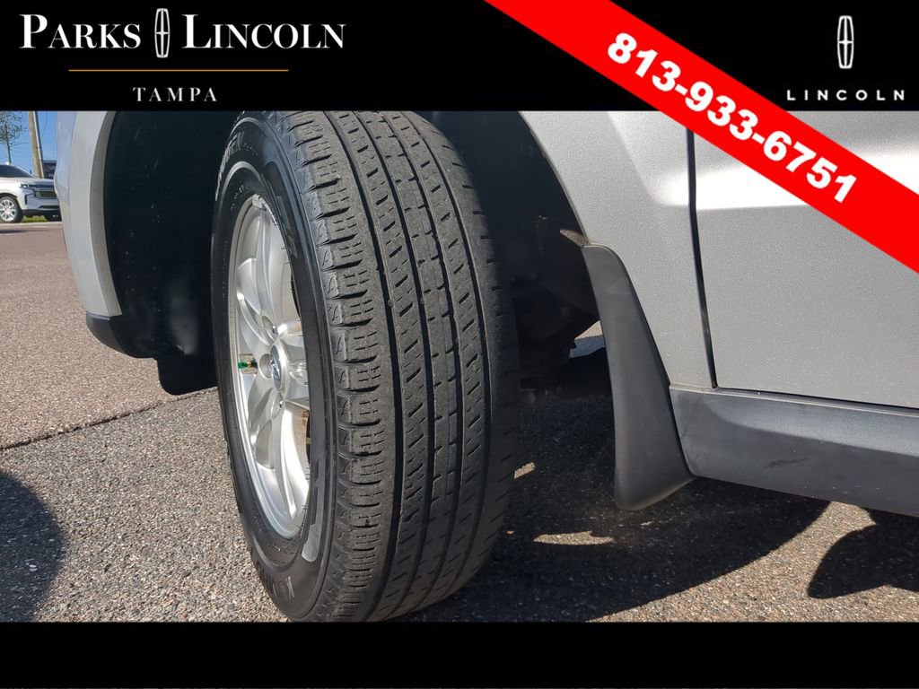 Used 2012 Hyundai Santa Fe GLS image 28