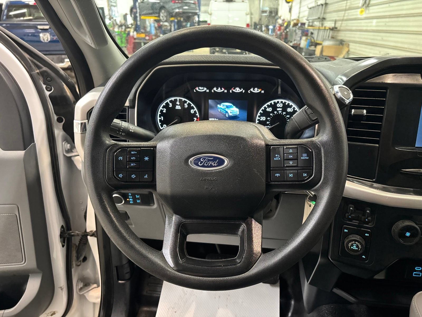 Used 2022 Ford F150 XL w/ FX4 Off-Road Package AWD/4WD image 15