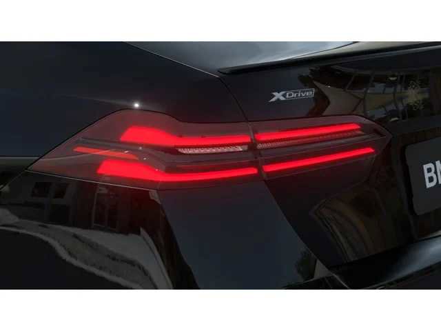 New 2026 BMW 550e xDrive AWD/4WD image 8