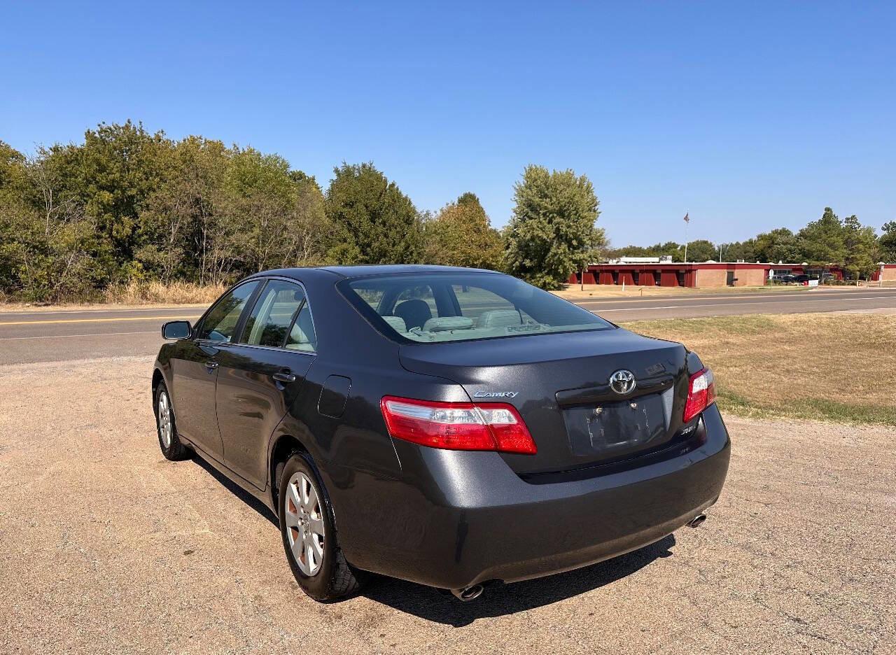 Used 2007 Toyota Camry XLE image 7