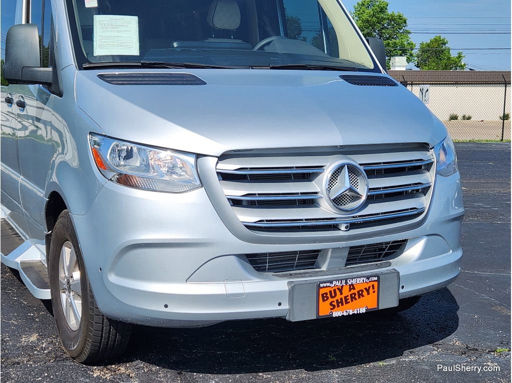 Used 2021 Mercedes-Benz Sprinter 2500 image 14