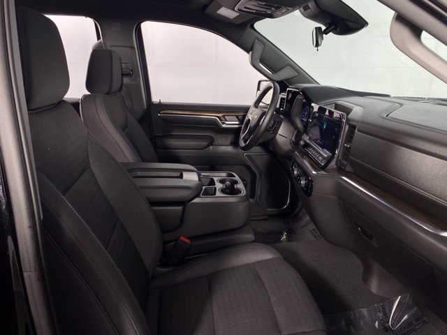 Used 2023 Chevrolet Silverado 1500 LT AWD/4WD image 15