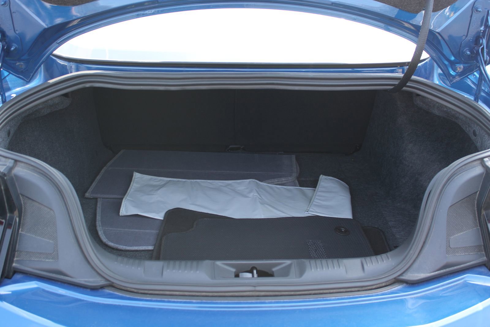 Used 2024 Ford Mustang Coupe RWD image 23