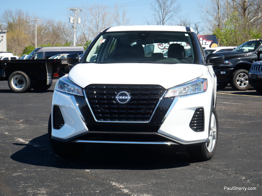 Used 2023 Nissan Kicks S image 6