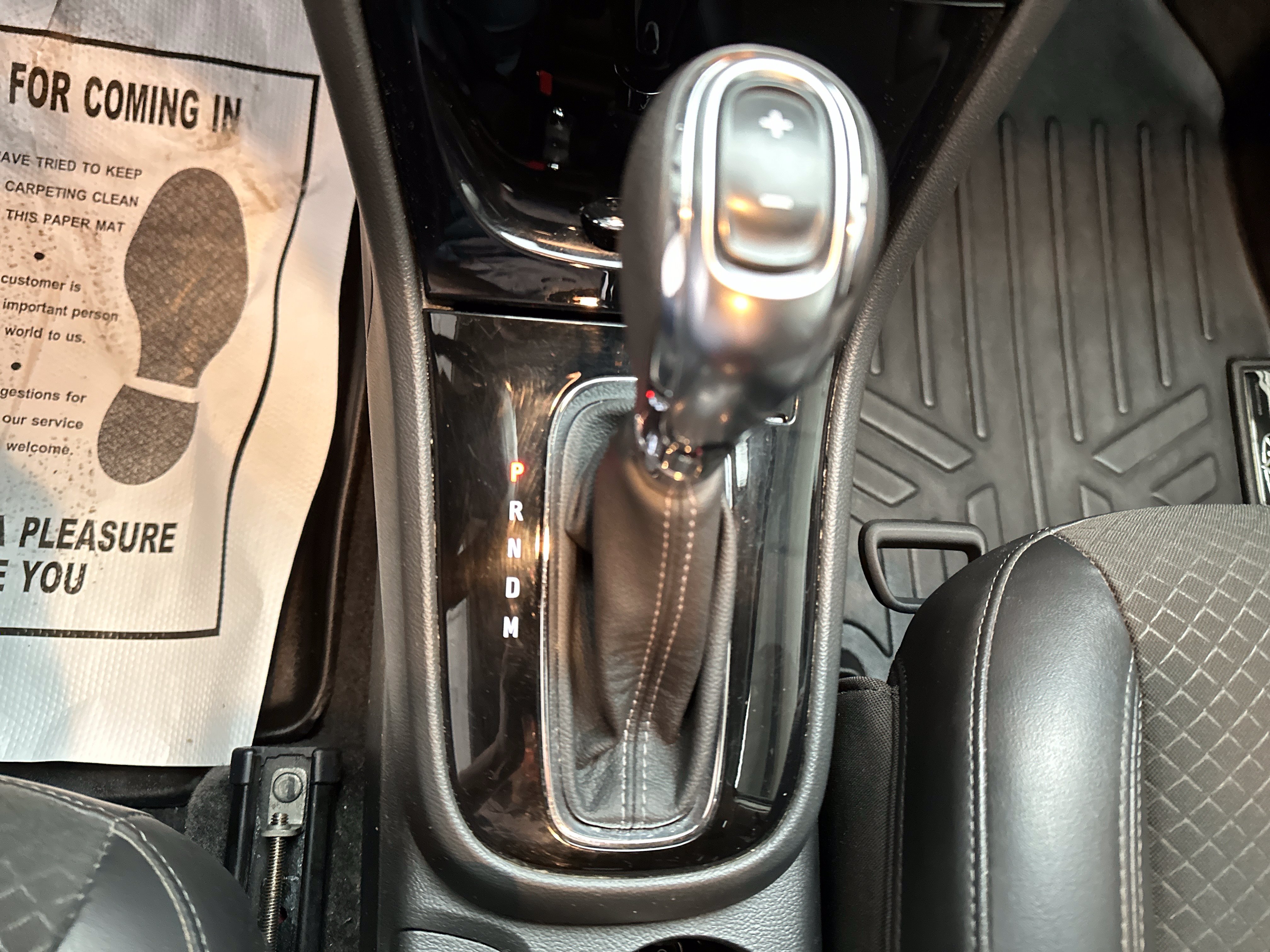 Used 2019 Buick Encore Preferred AWD/4WD image 32