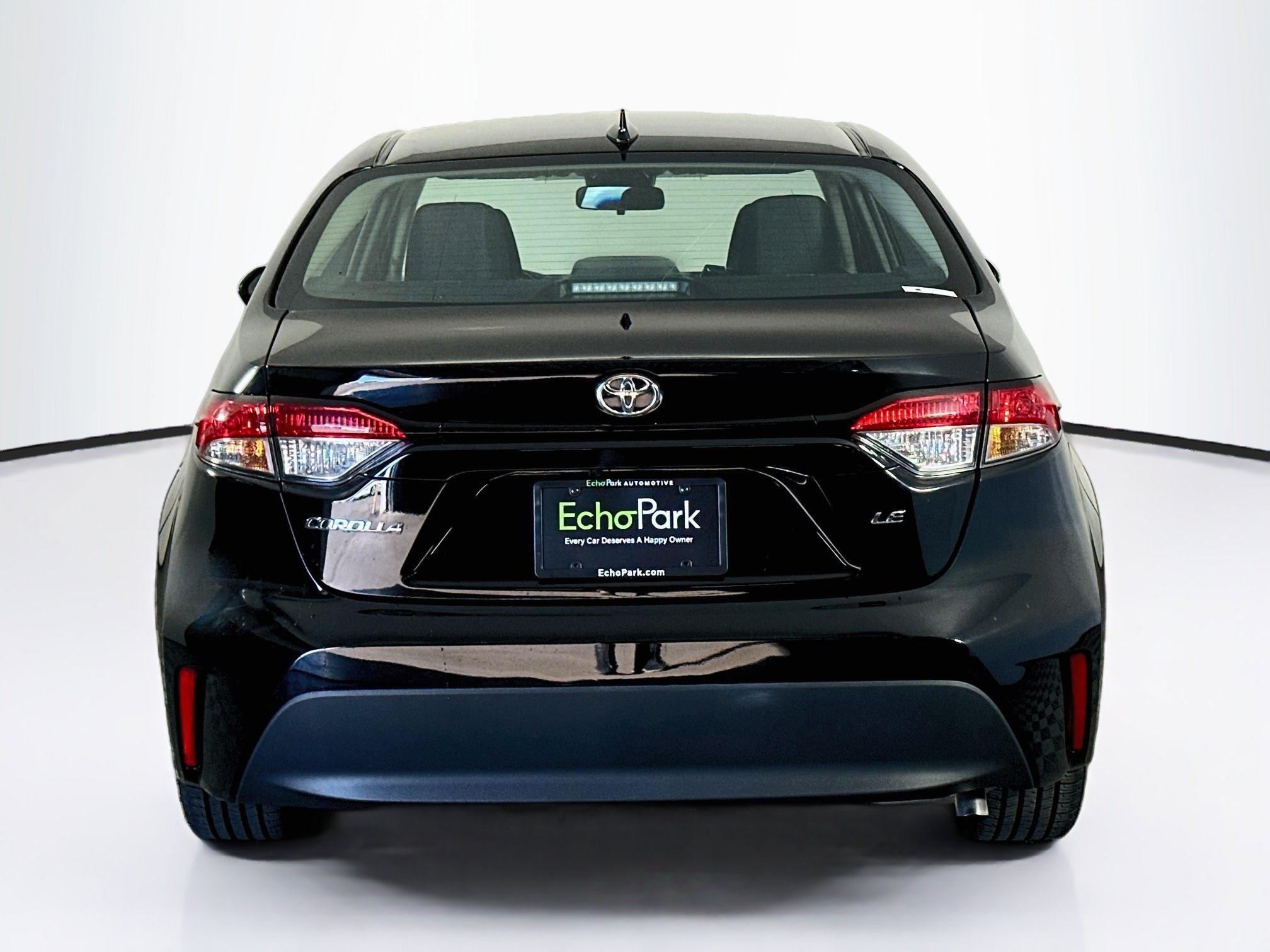 Used 2026 Toyota Corolla LE FWD image 7