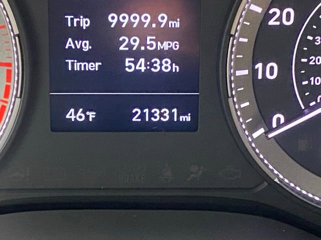 Used 2022 Hyundai Venue SEL image 24