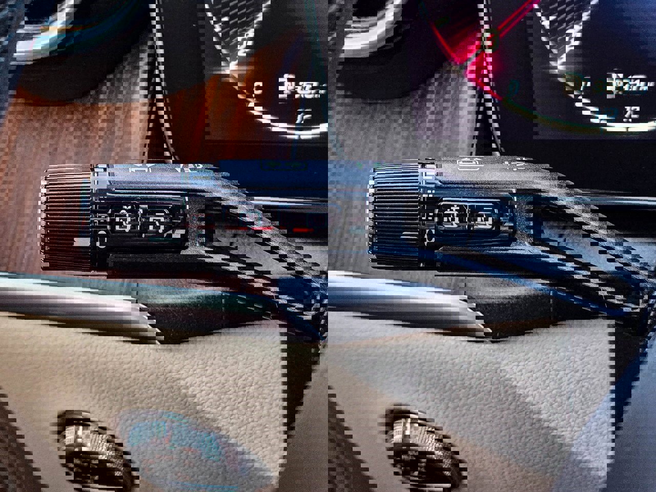 Used 2024 Mercedes-Benz GLC 300 GLC 300 image 24