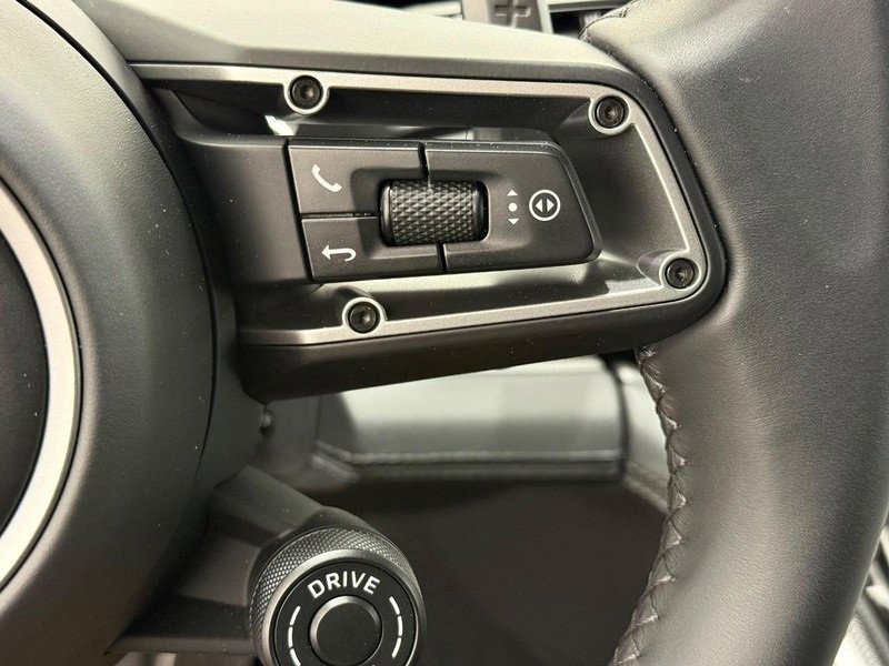 Certified 2026 Porsche Panamera 4 image 21