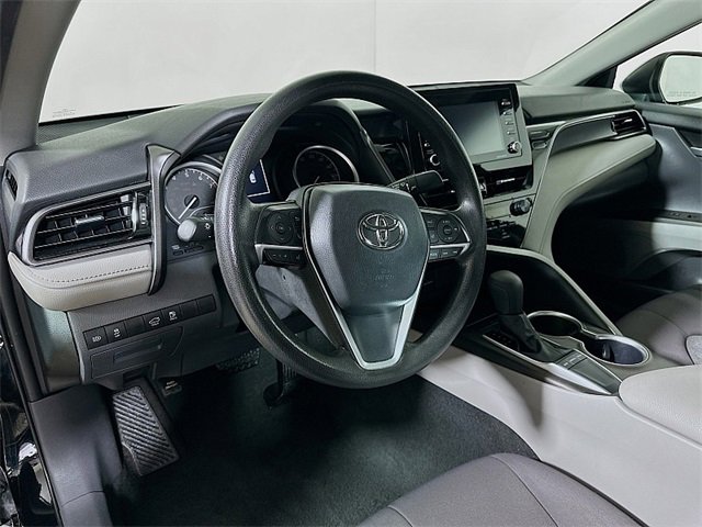 Used 2024 Toyota Camry LE image 9