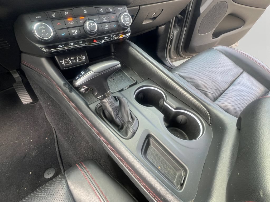 Used 2025 Dodge Durango GT AWD/4WD image 18