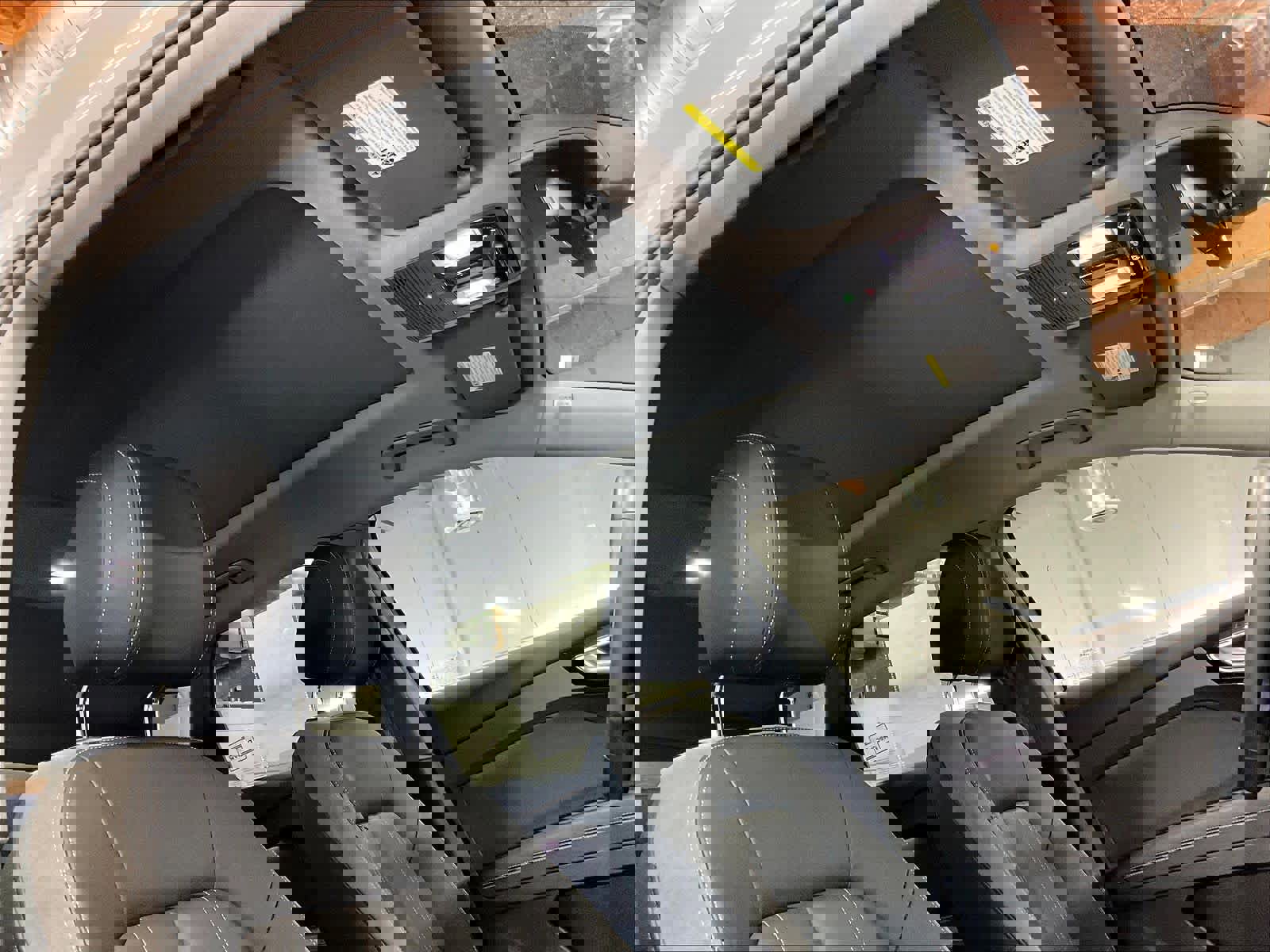 Used 2023 Audi Q4 e-tron Premium Plus w/ Premium Plus image 23