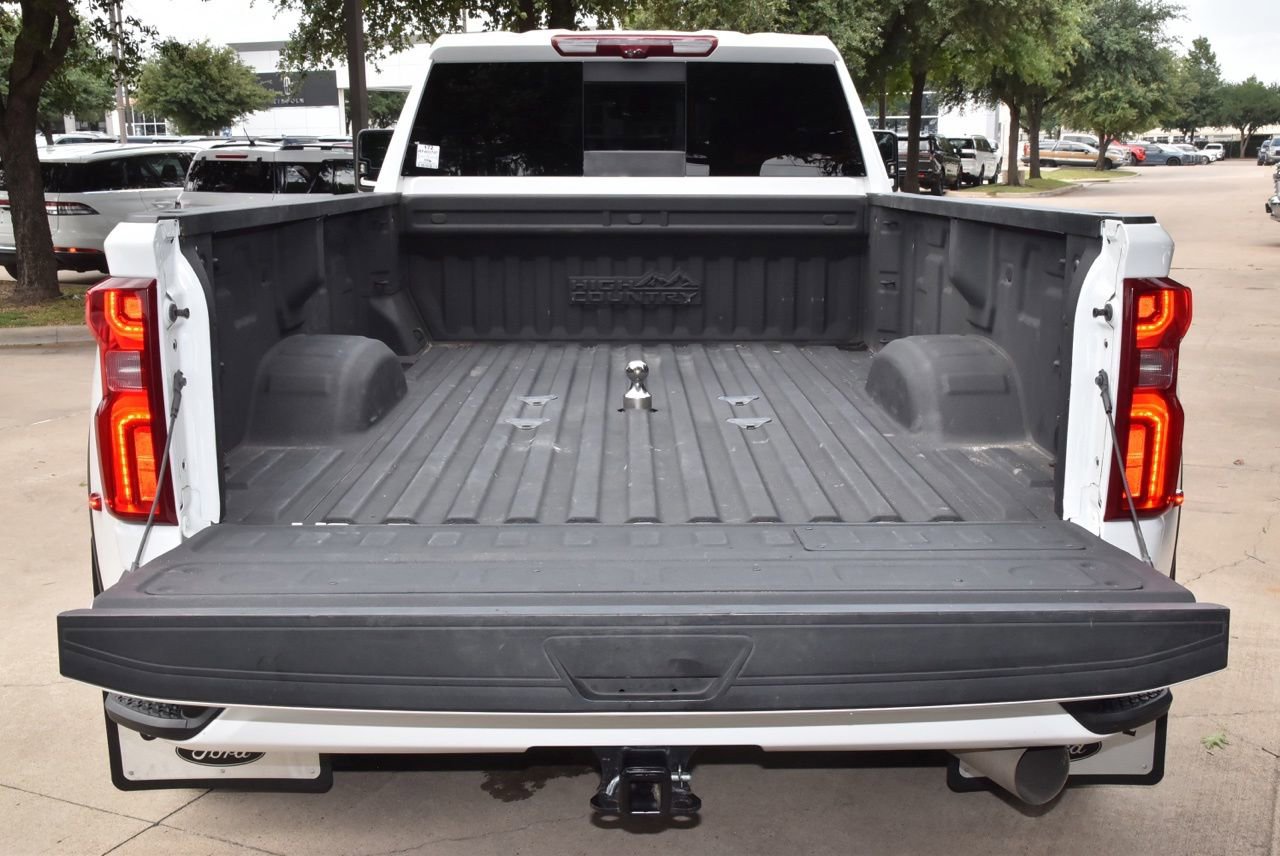Used 2024 Chevrolet Silverado 3500 High Country w/ High Country Premium Package AWD/4WD image 40