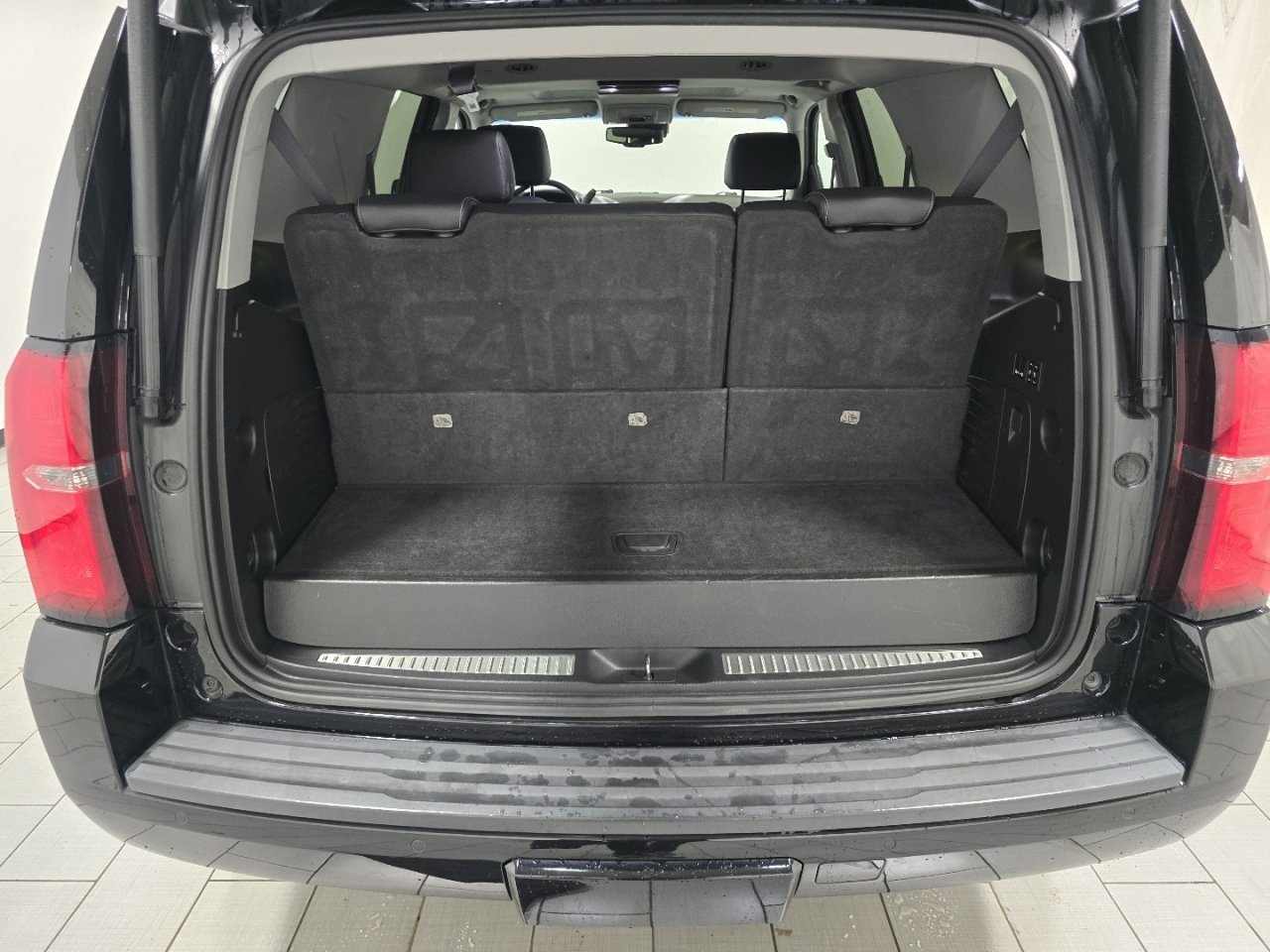 Used 2018 Chevrolet Tahoe Premier image 24
