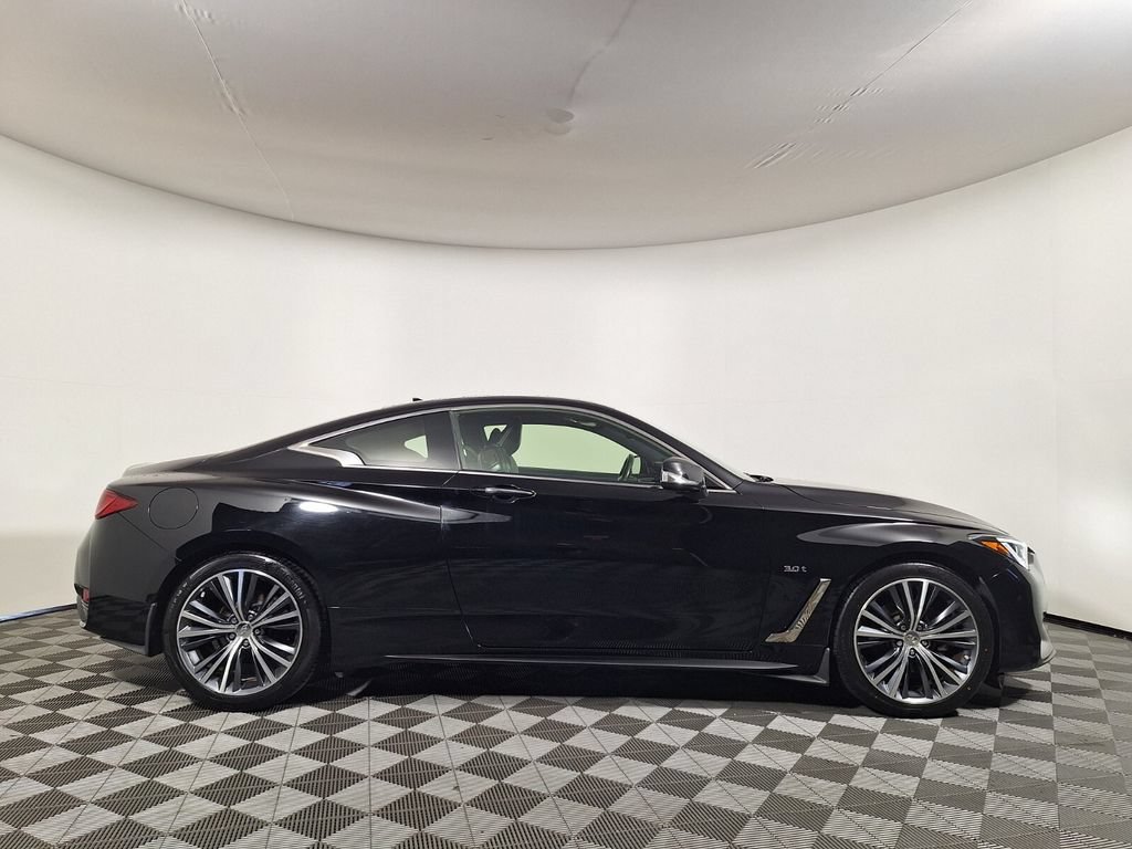 Used 2019 INFINITI Q60 3.0t Luxe AWD/4WD image 4