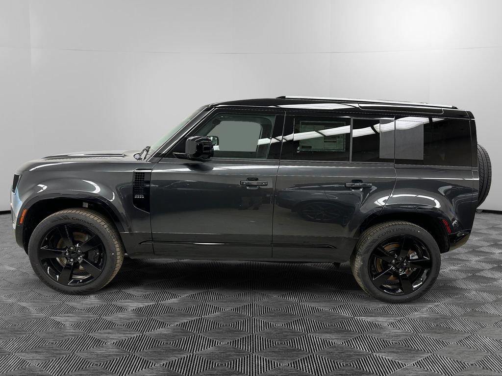 New 2026 Land Rover Defender 110 X-Dynamic SE AWD/4WD image 2