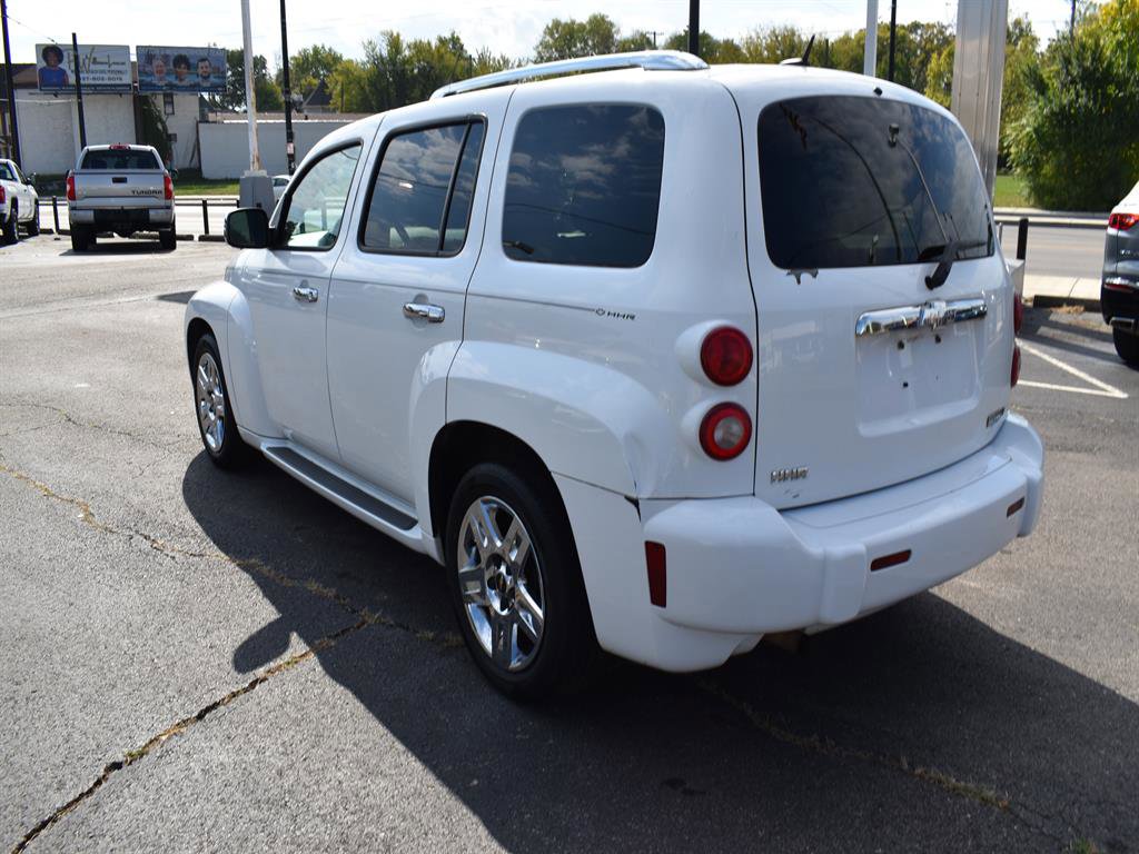Used 2011 Chevrolet HHR LT image 10