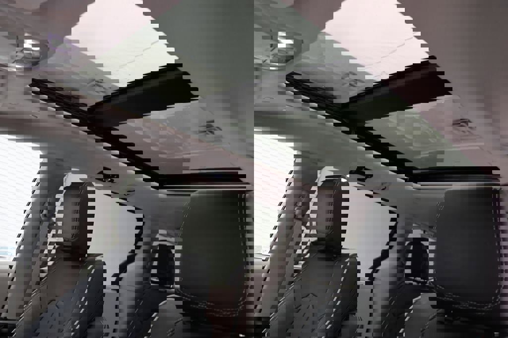 Used 2022 Chrysler Pacifica Limited image 17