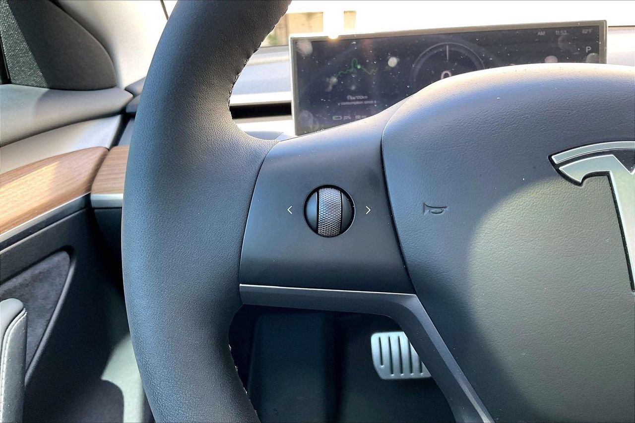 Used 2023 Tesla Model 3 Performance AWD/4WD image 30