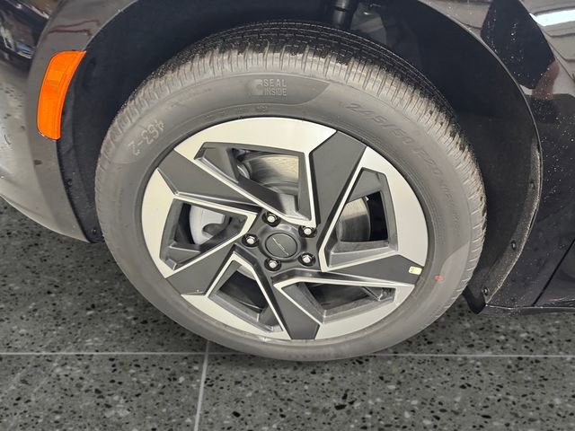New 2027 Chrysler Pacifica Limited AWD/4WD image 28