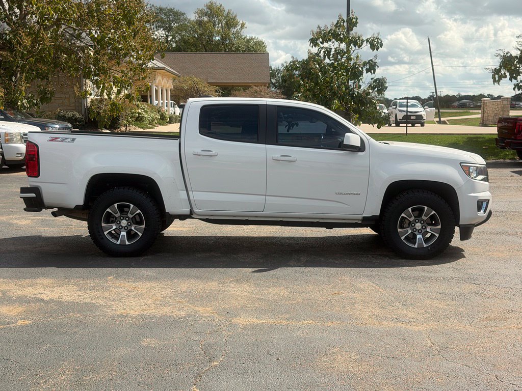 Used 2016 Chevrolet Colorado Z71 AWD/4WD image 4