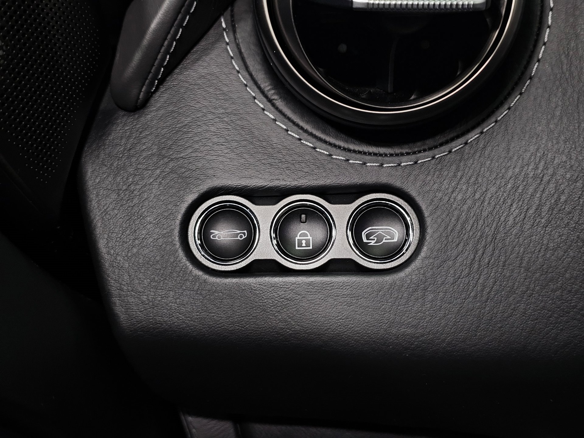 Used 2019 McLaren 720S image 23