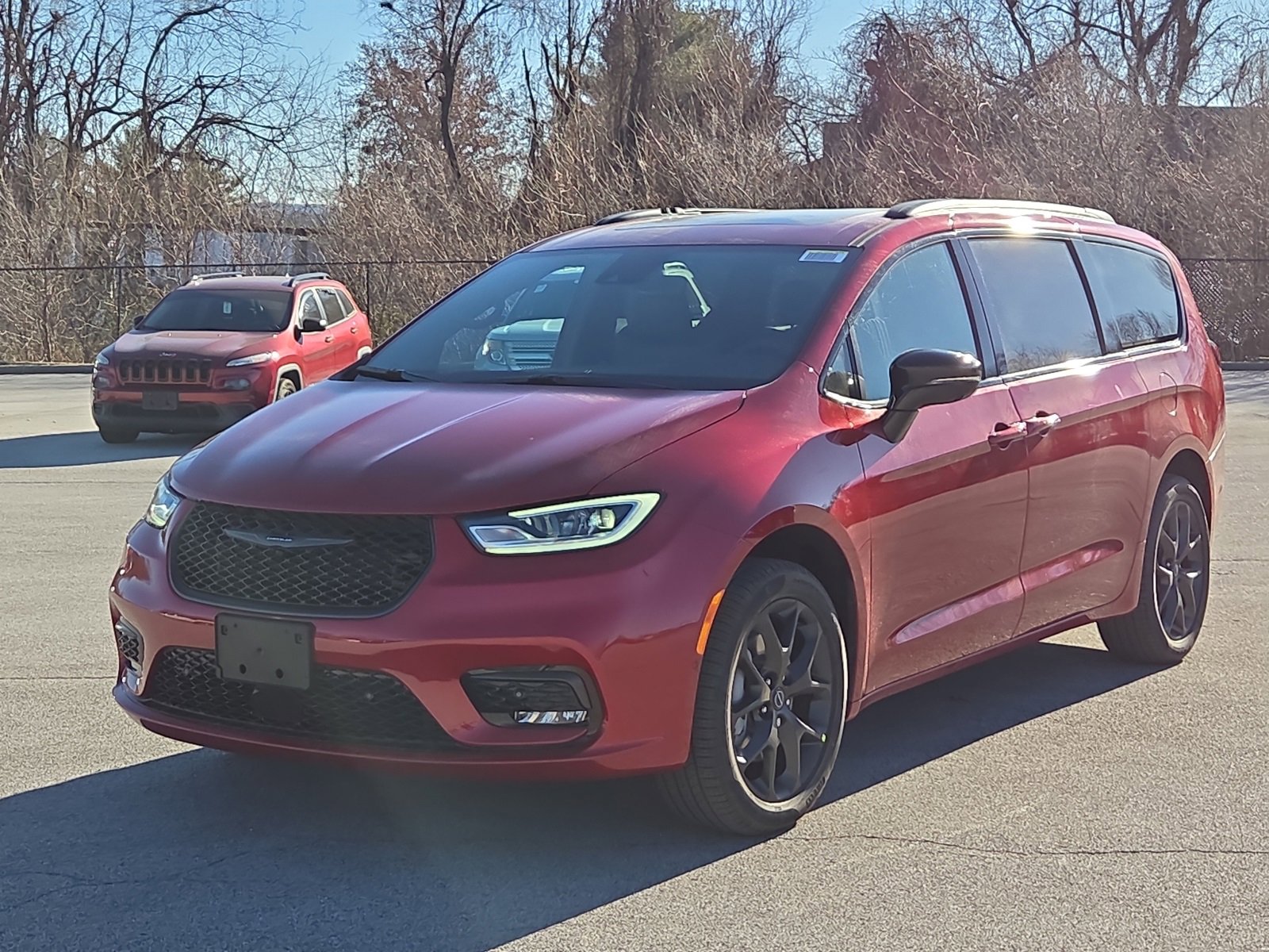 New 2026 Chrysler Pacifica Select w/ S Appearance Package image 2