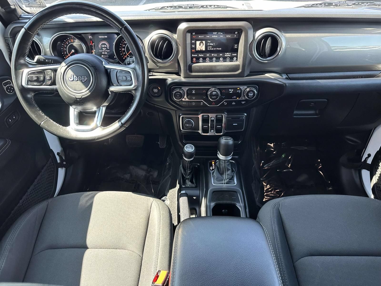 Used 2021 Jeep Wrangler Unlimited Sahara w/ LED Lighting Group AWD/4WD image 9