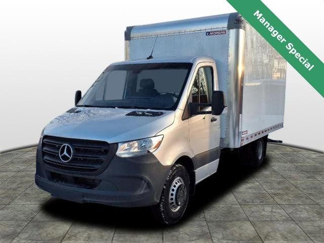 Used 2022 Mercedes-Benz Sprinter 3500 image 1
