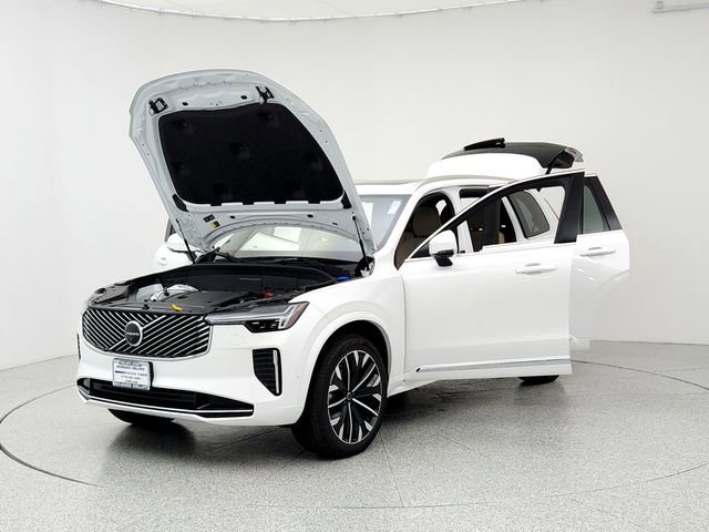 New 2026 Volvo XC90 B6 Plus w/ Protection Package Premier image 9