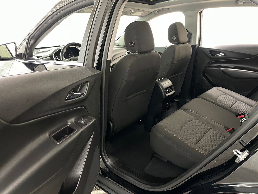 Used 2019 Chevrolet Equinox LT FWD image 44