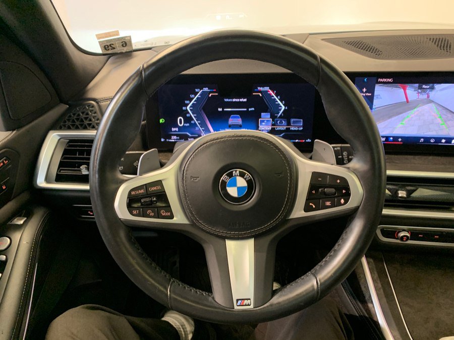 Used 2025 BMW X7 xDrive40i w/ M Sport Package AWD/4WD image 21