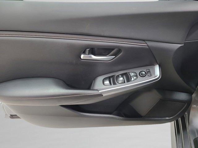 Used 2021 Nissan Sentra SR FWD image 18