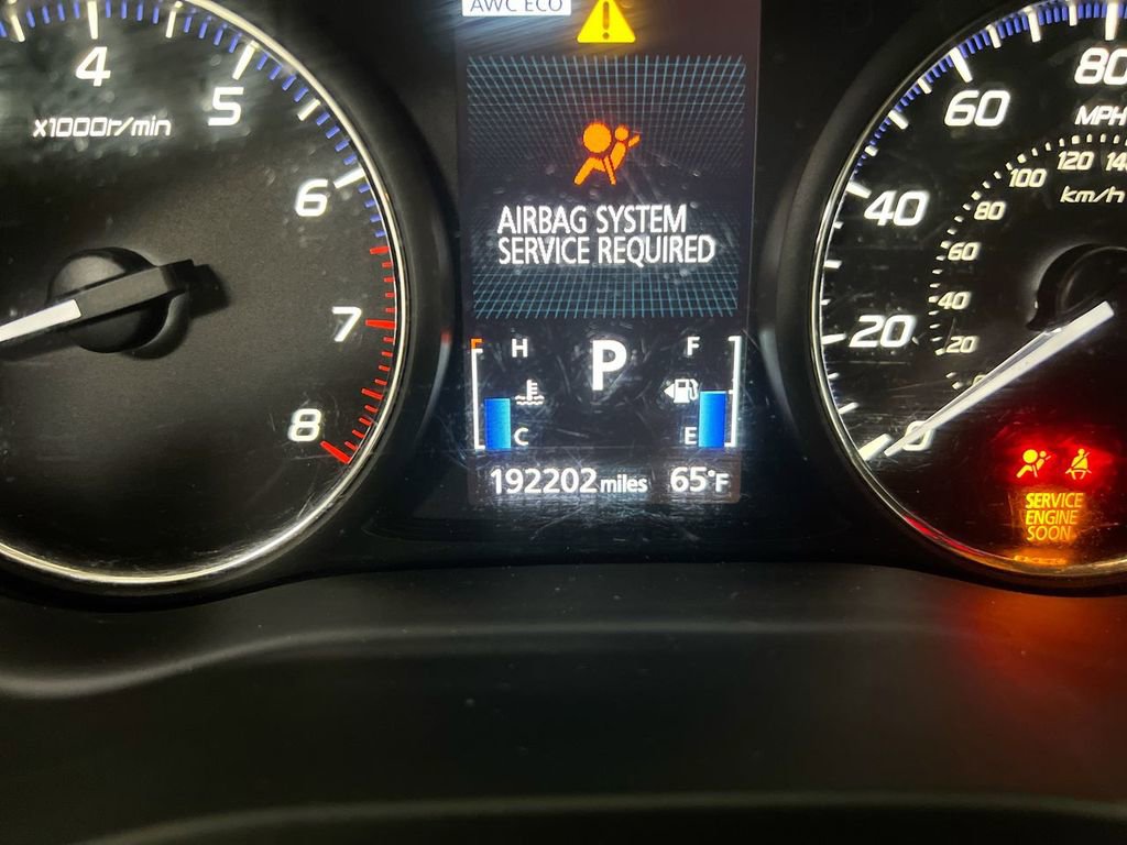 Used 2016 Mitsubishi Outlander SE image 13