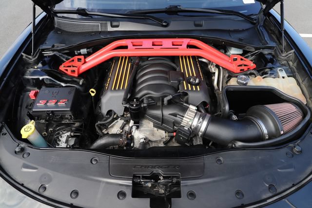 Used 2016 Dodge Charger R/T Scat Pack w/ Beats Audio Group RWD image 10