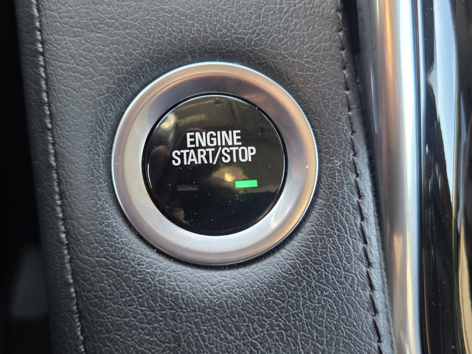 Used 2020 Cadillac Escalade Luxury image 25