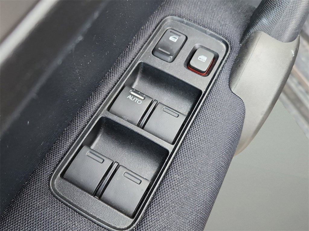 Used 2011 Honda CR-V LX image 15