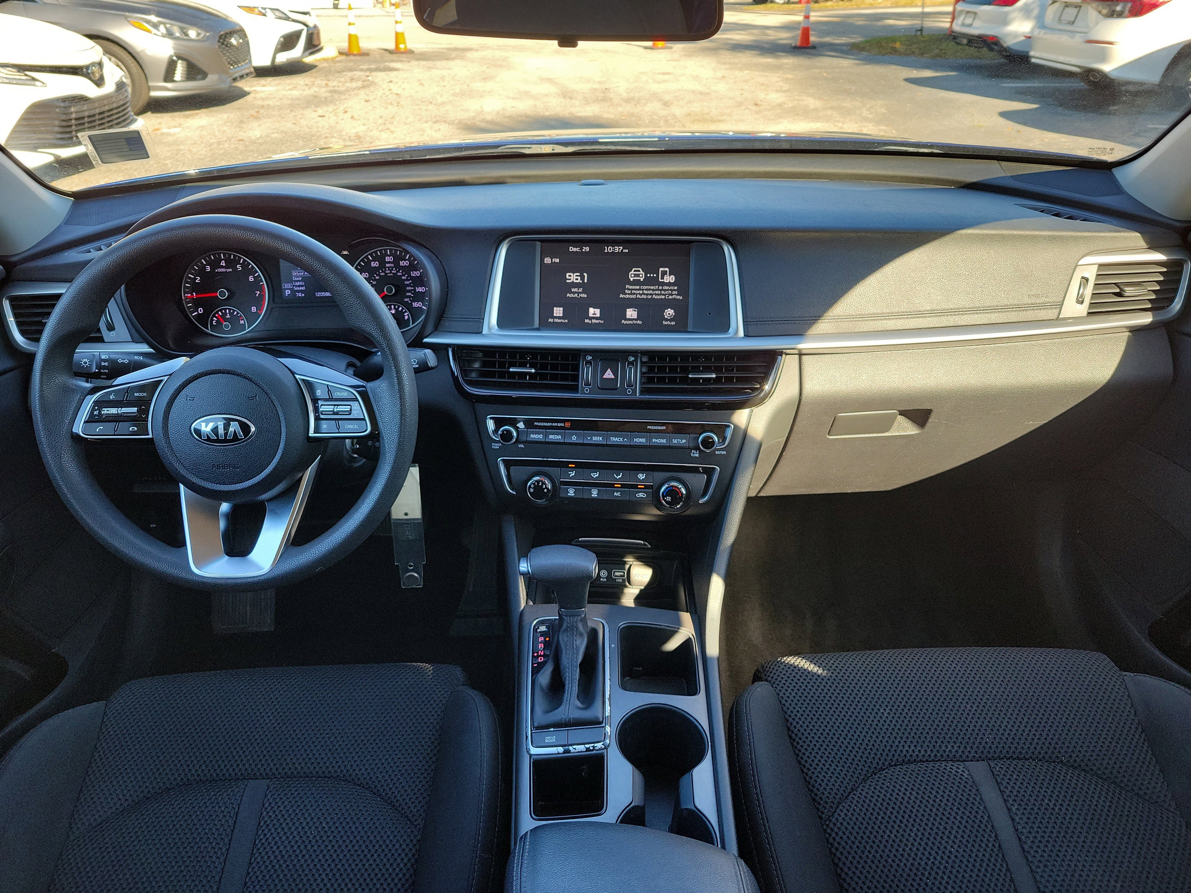 Used 2019 Kia Optima LX image 16