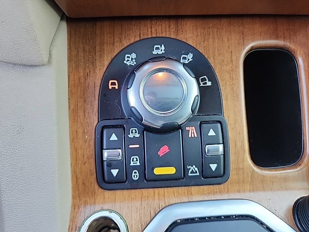 Used 2013 Land Rover LR4 HSE LUX AWD/4WD image 21