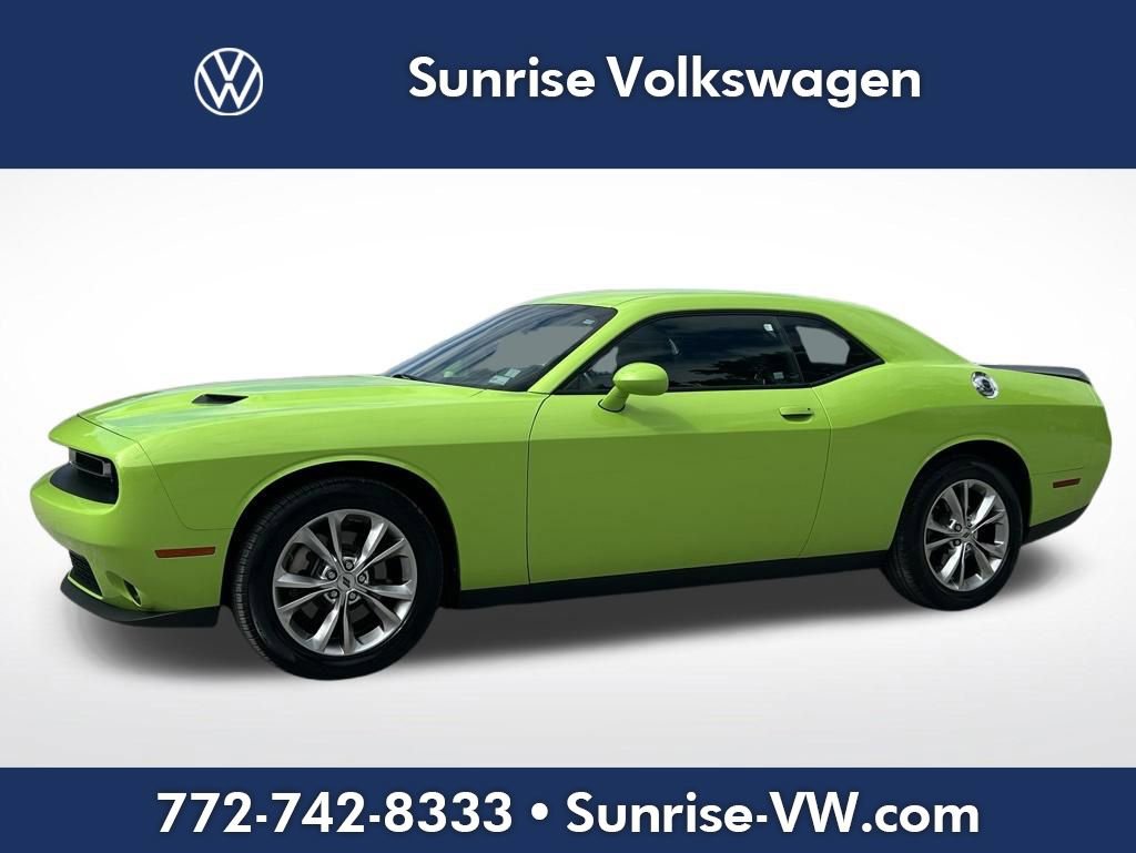 Used 2023 Dodge Challenger SXT AWD/4WD image 1