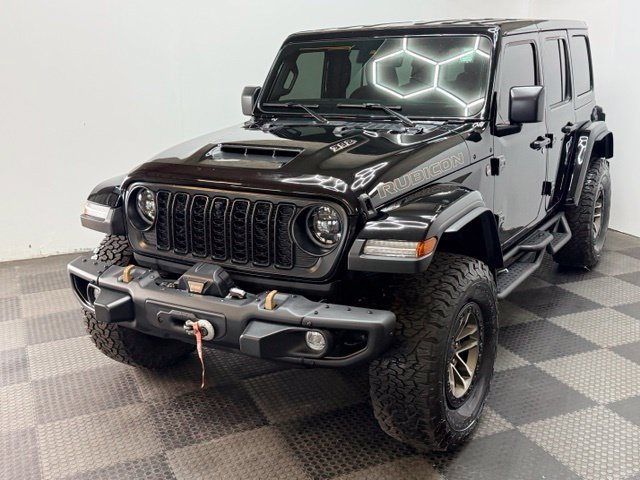 Certified 2024 Jeep Wrangler Unlimited Rubicon 392 w/ Dual Top Group AWD/4WD image 5