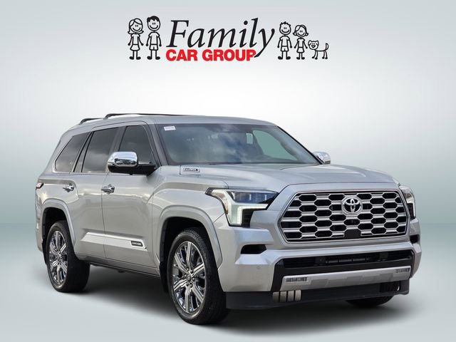 Used 2025 Toyota Sequoia Capstone image 2