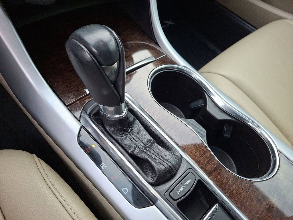 Used 2019 Acura TLX image 16