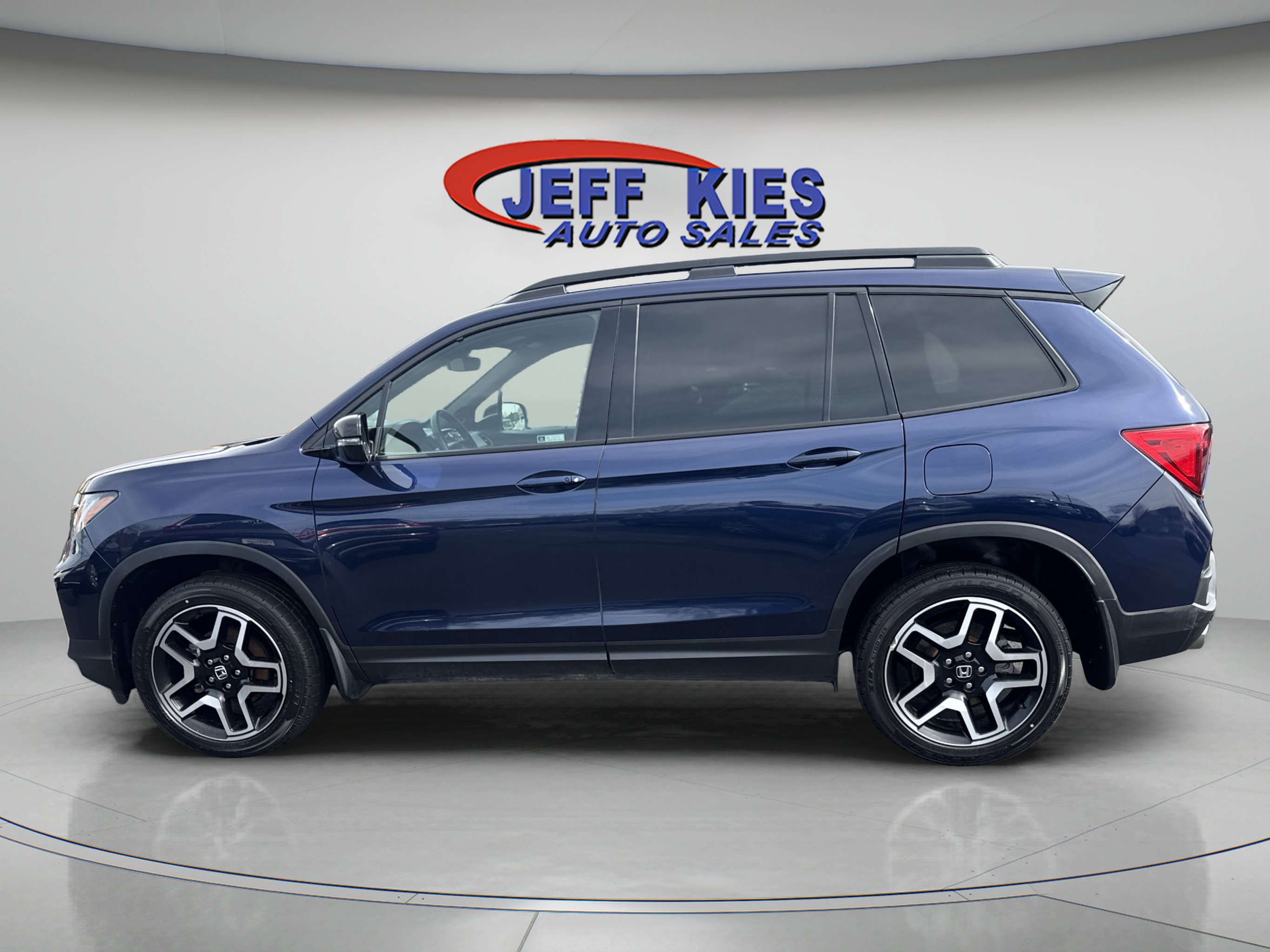 Used 2022 Honda Passport Elite image 11
