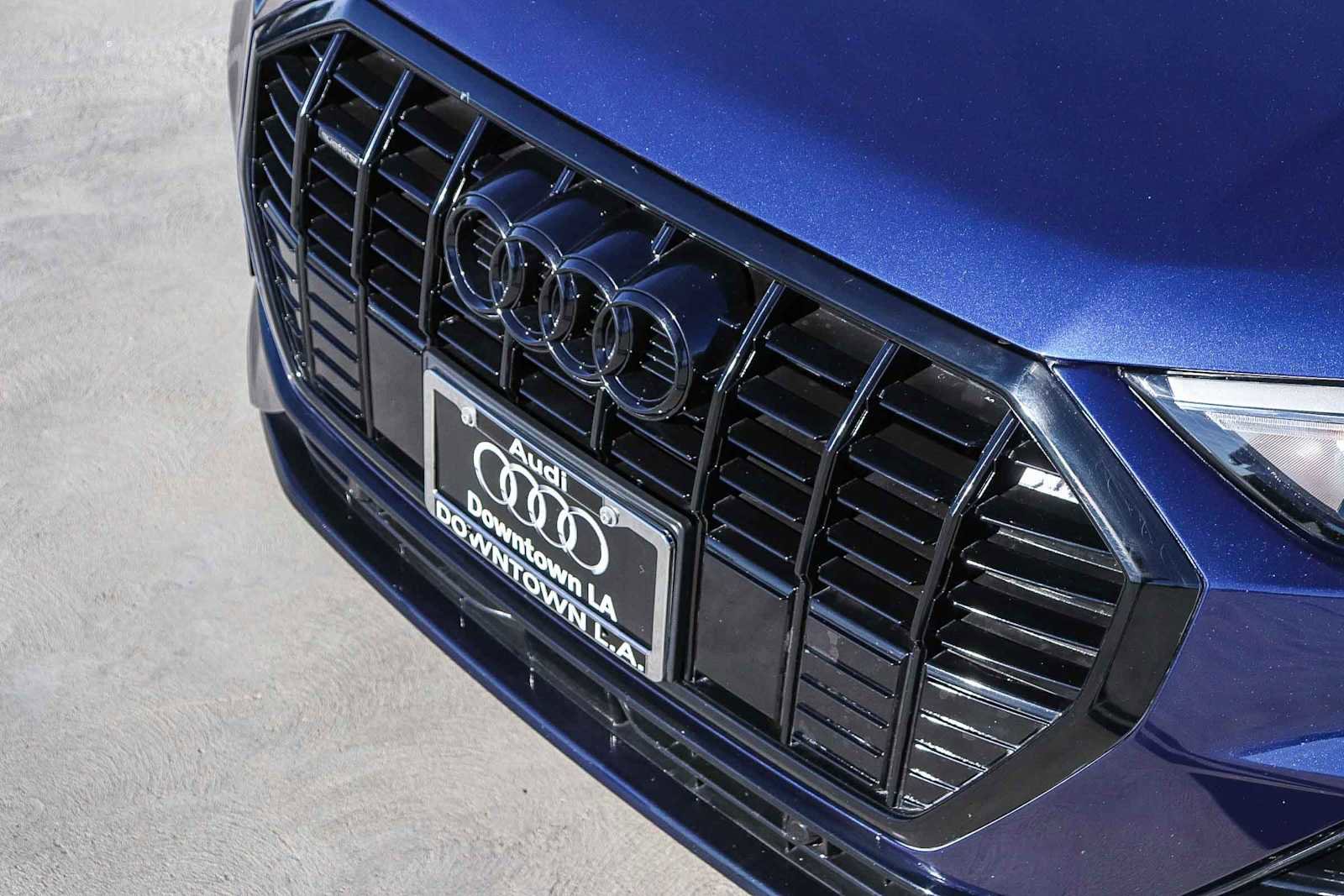 Used 2021 Audi Q3 2.0T Premium w/ Convenience Package image 8